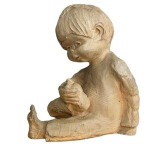 Dave Grossman Signed Designs Vintage Clay Sculpture Boy of Holding Foot USA 6.5"